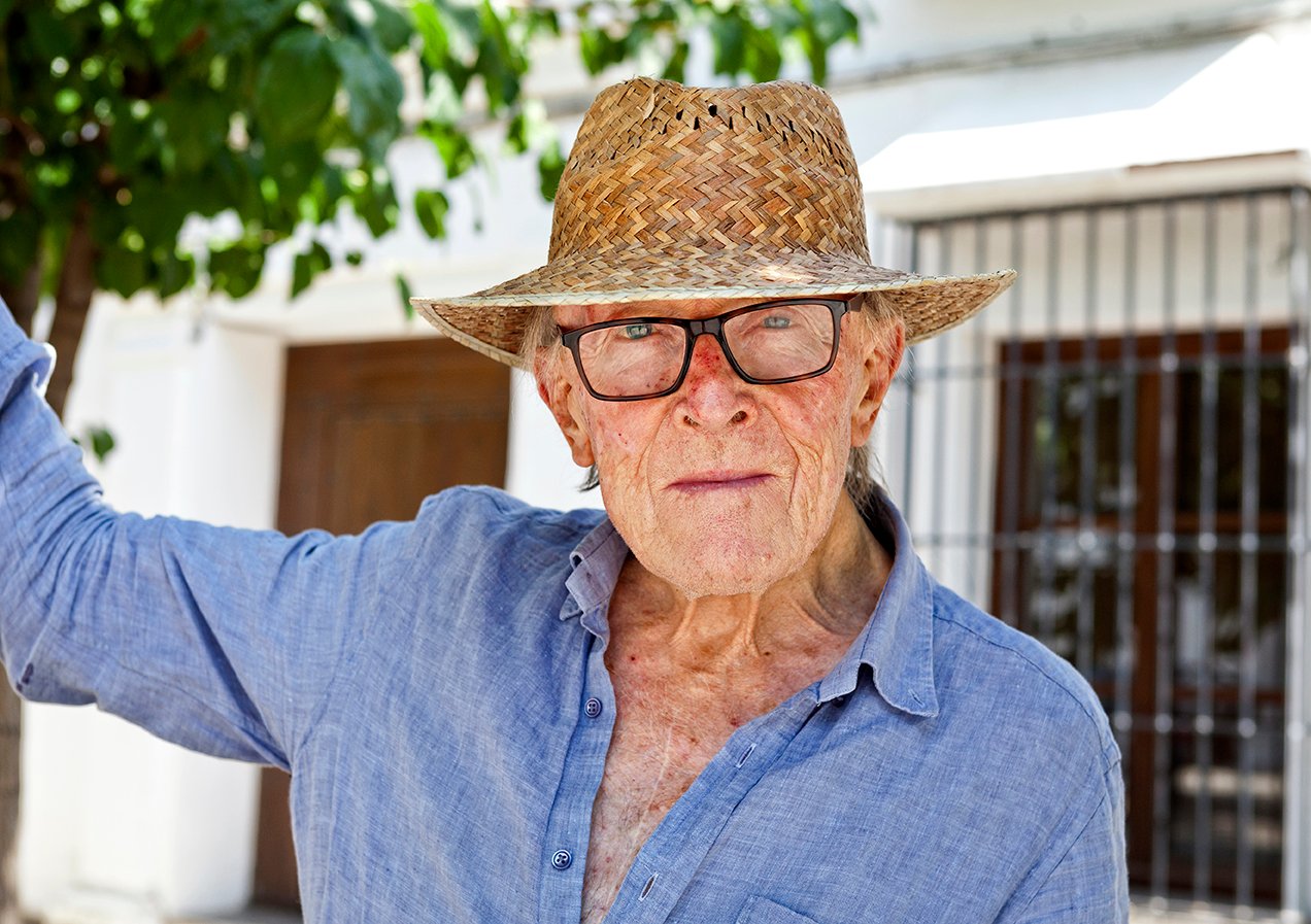 Fallece Donald Gray, Premio Manzano 2015